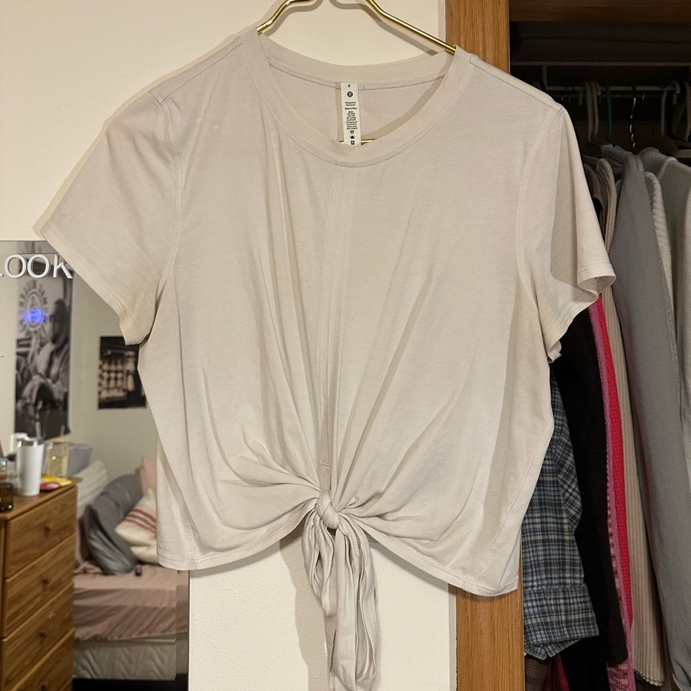 Lululemon Tie front tee